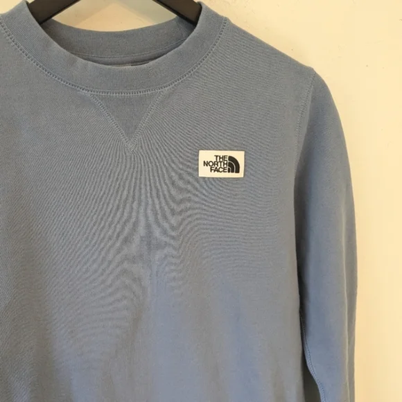 The North Face Blue Sweatshirt - Picture 2 of 8